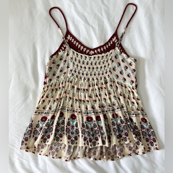 American Rag Crochet Floral Boho Spaghetti Strap Top Size Medium - Picture 7 of 10